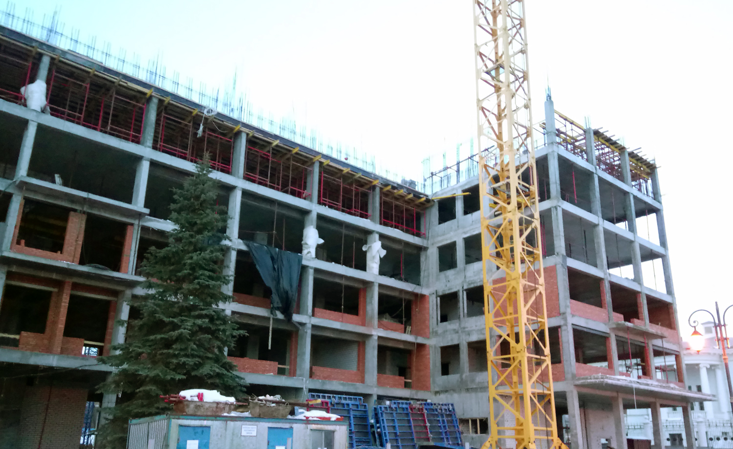 В Ростове по итогам года сократилось число новых жилищных проектов на 23%