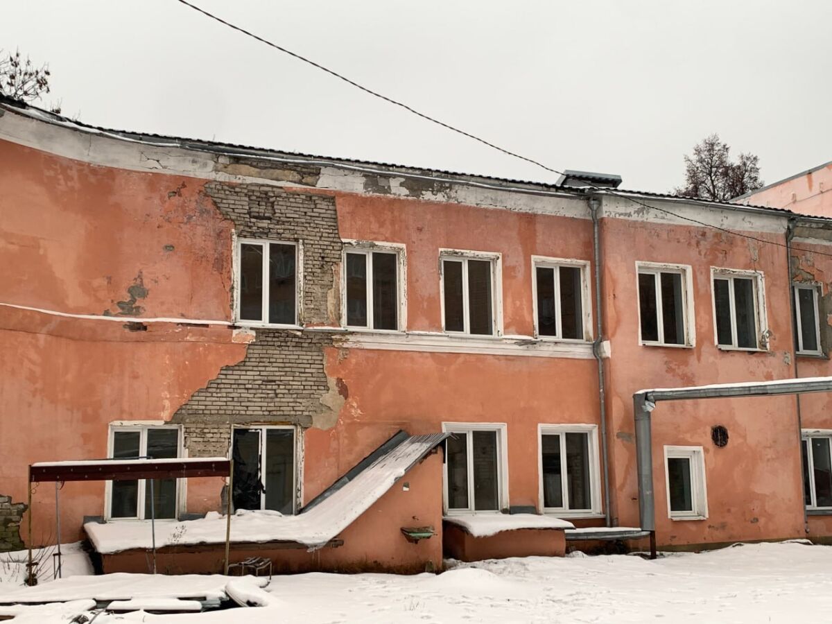 Опубликованы фотографии прогнившего стадиона «Водник» в Нижнем Новгороде - фото 1