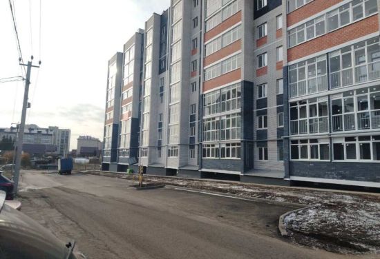 ЖД По ул. Комаровка, 7б