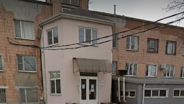 За долги: в Ростовской области с торгов продают закусочные, ангары и ФАПы